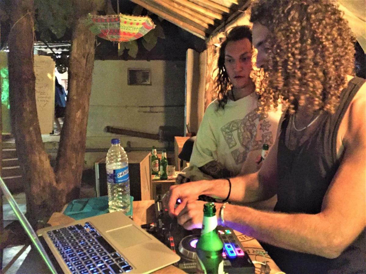 Folklore Hostel Goa Vagator Kültér fotó